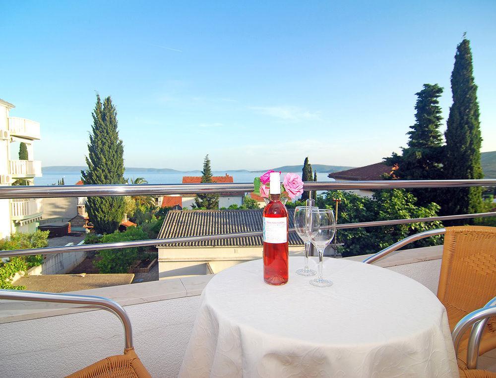Apartments Kairos Трогир Экстерьер фото